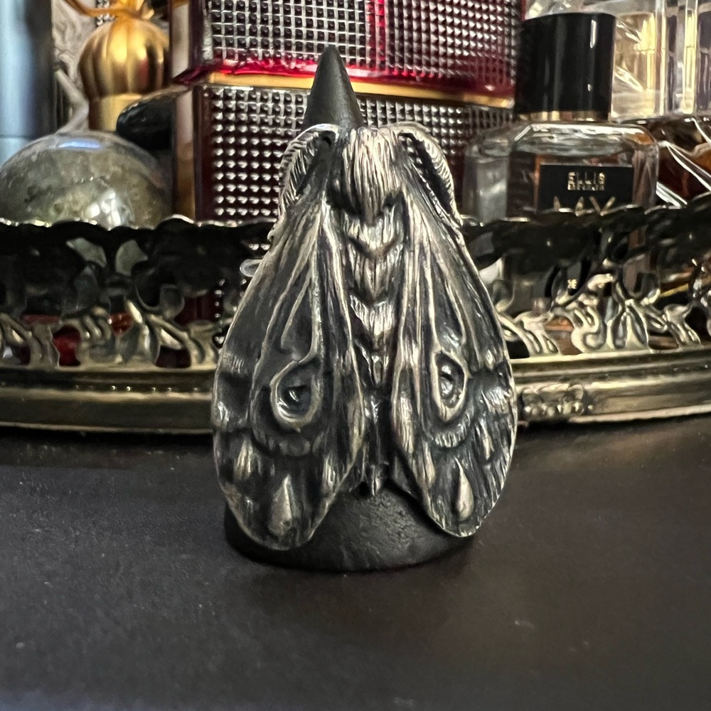 bloodmilk grief moth ring